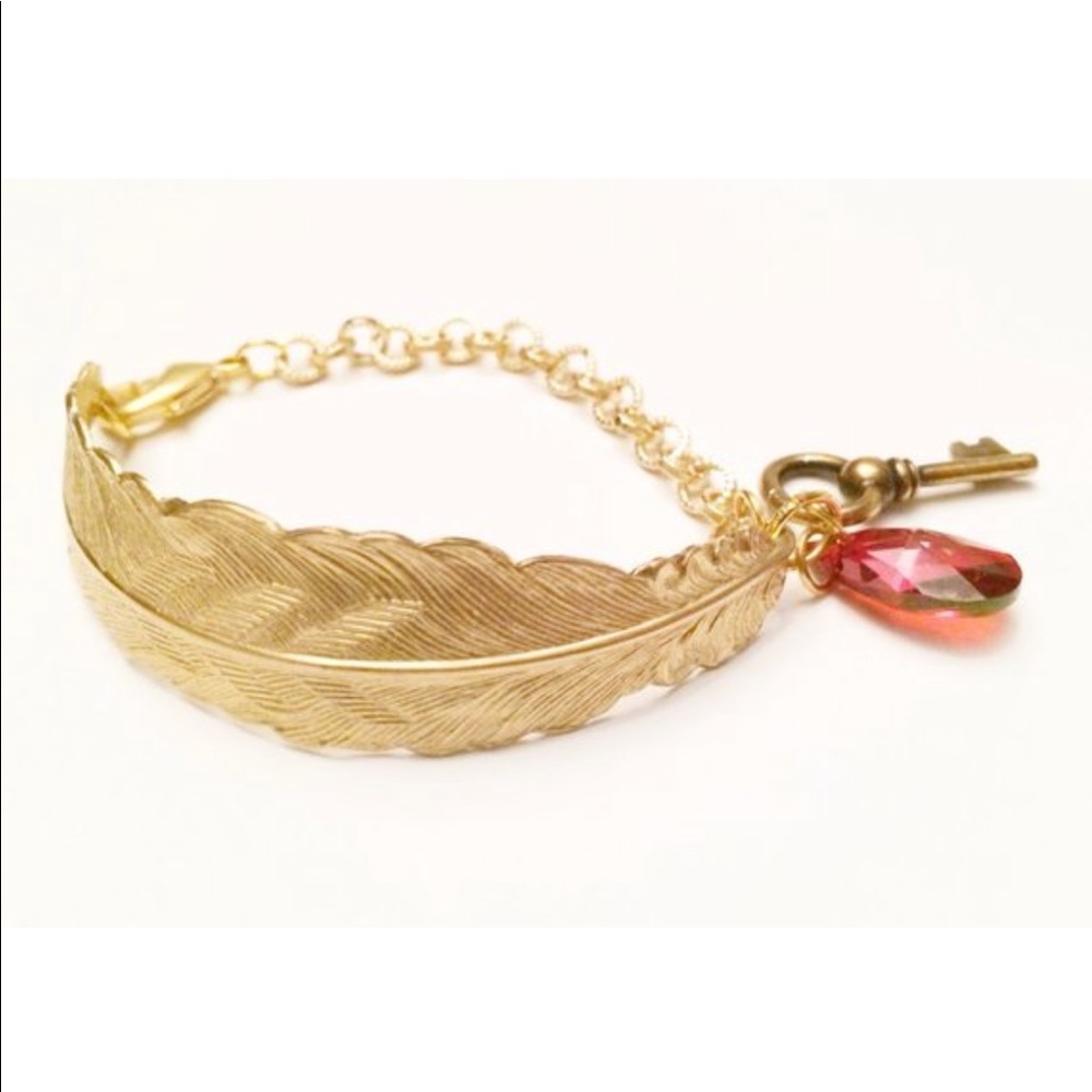 Feather Boho Bracelet 7”